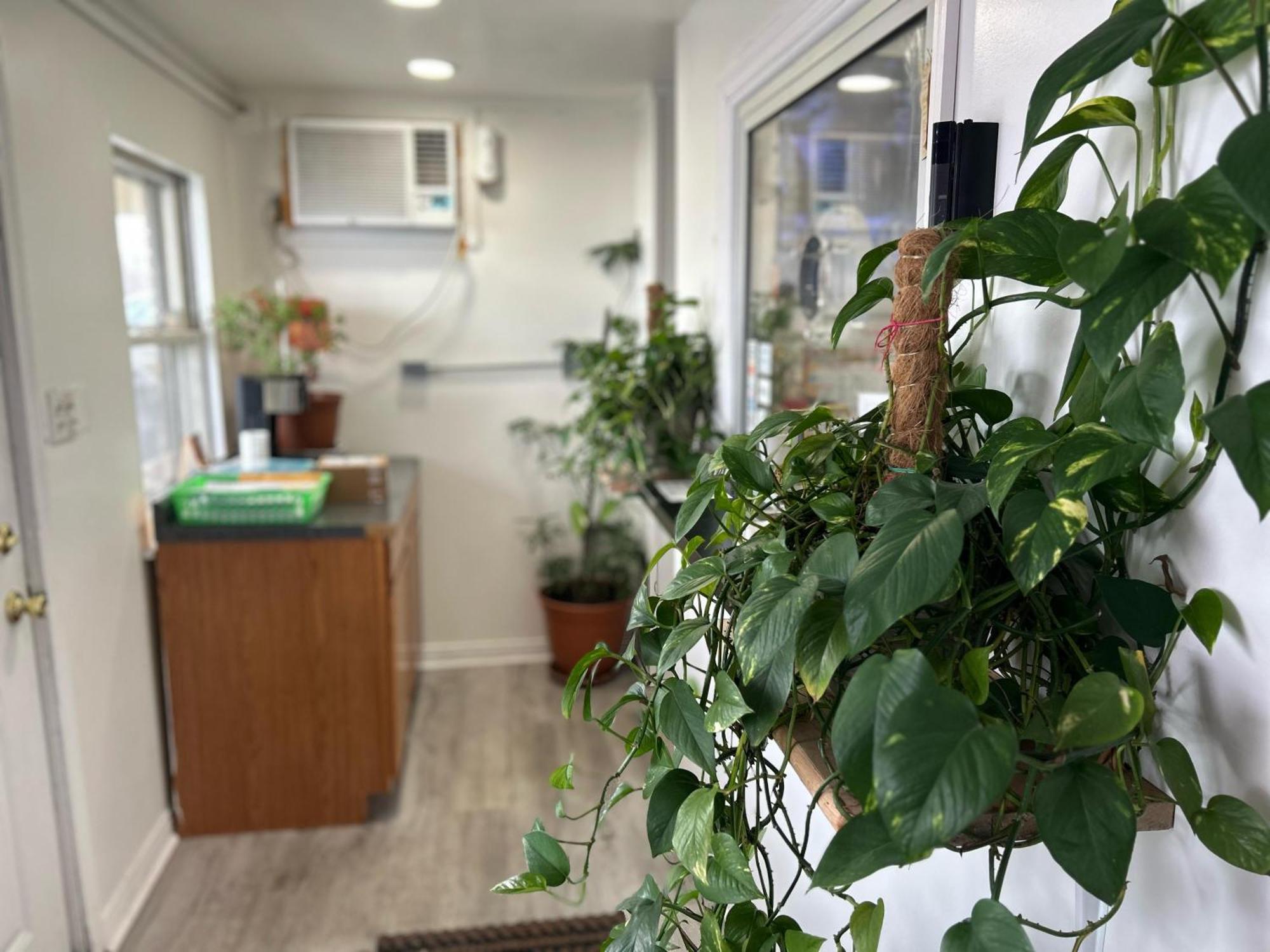Hillcrest Motel By Oyo Aurora Near Lawrenceburg Экстерьер фото